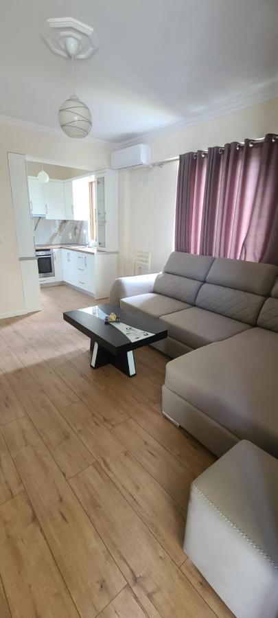 Brand New Apartment Gjirokastër Esterno foto